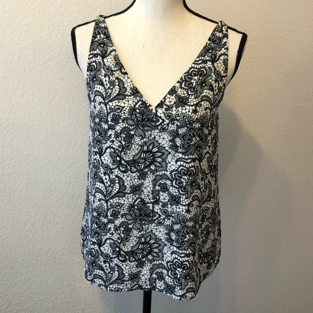 Express Patterned Sleeveless Blouse